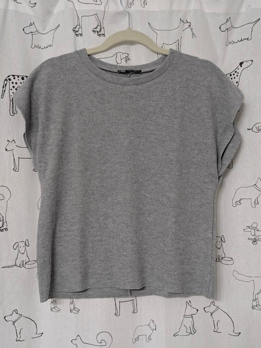 Zara Women's Flutter Sleeve Light Grey Fine Knit Sweater Soft Girl Chic Small